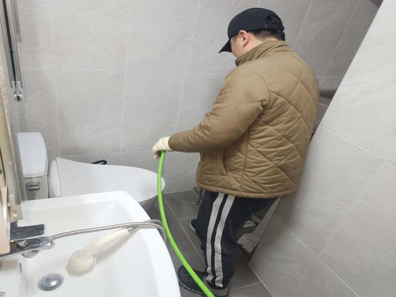 부평구 변기막힘 작업사례 3