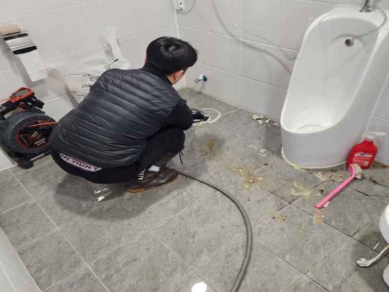부평구 소변기막힘 작업사례 7